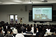 【学部(学科・専攻)紹介】(医学部保健学科)群馬大学ではチーム医療教育に特に力を入れています。保健人材育成部門では我が国で唯一、WHO協力センターに指定されているのも本学の強みです。