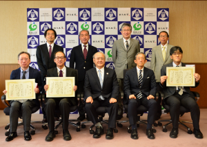 学長賞受賞者 と 審査委員（理事・学長・学部等の長）