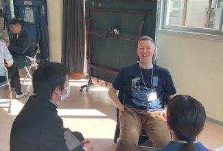 中学校での交流