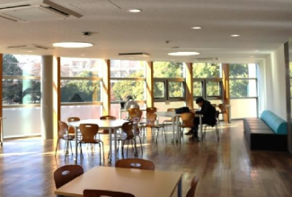 アトリウム・ラウンジ2